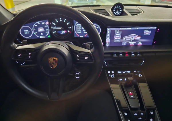 Porsche 911 cena 540000 przebieg: 34500, rok produkcji 2020 z Warszawa małe 137